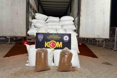 Adana’da 3 ton kaçak tütün ele geçirildi