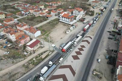 Afyonkarahisar’da bayram trafiği yoğunluğu başladı