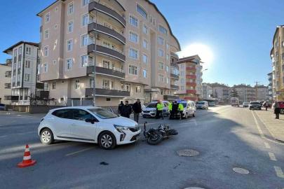 Akşehir’de otomobil ile motosiklet çarpıştı: 1 yaralı