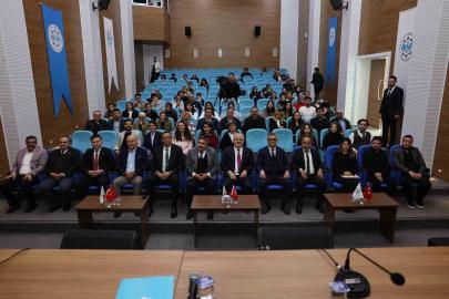 ALKÜ’de iki dev destan tek yürekte buluştu