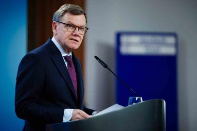 Almanya Dışişleri Bakanı Wadephul: "İran’da kontrollü bir rejim değişikliği gerçekçi olmayan bir fikirdir"