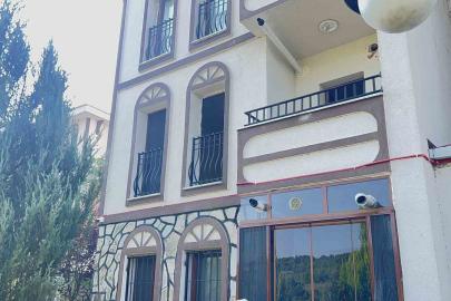 Annesi ve anneannesini baltayla parçalara ayıran sanığa iki kez müebbet