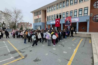 Ara tatil sona erdi, okullarda ders zili yeniden çaldı