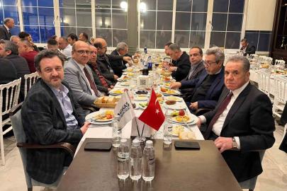Atakaş ailesi iftar sofrasında buluştu