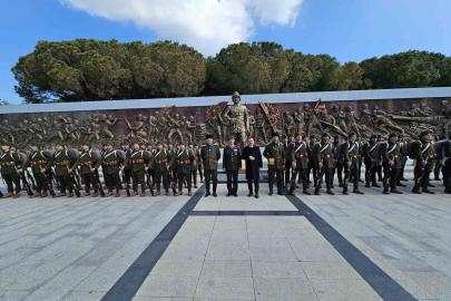 Atatürk’ün taarruzu değil ölmeyi emrettiği "57. Alay" yeniden kuruldu