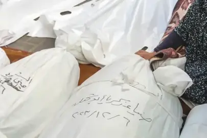 Ateşkesi ihlal eden katil İsrail'in Gazze'deki saldırılarında 8 Filistinli hayatını kaybetti