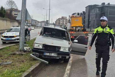 Aynı yolda 4 saat içerisinde 3 ayrı kaza: 5 yaralı