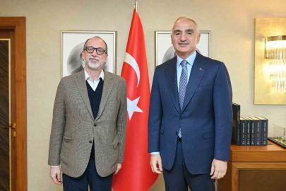 Bakan Ersoy paylaştı: Haydarpaşa ve Sirkeci müzelerine uluslararası dokunuş