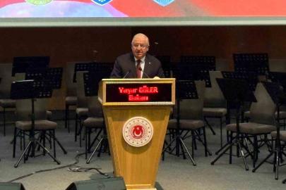 Bakan Güler: "Her türlü senaryoya karşı sahadaki birliklerimizi en iyi şekilde desteklemek en önemli görevlerimizden biridir"
