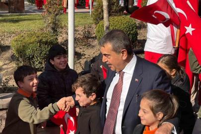 Bakan Tekin: "Bağımsızlığımız, bayrağımız ve ezanımız ilelebet varlığını sürdürecektir"