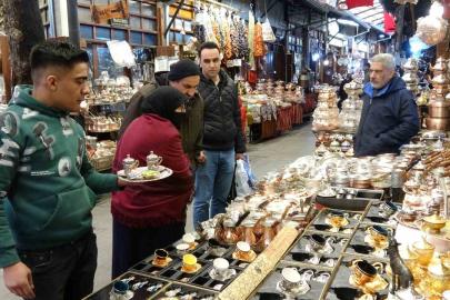 Bakır ustalarının bayram öncesi yoğun mesaisi