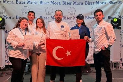 Balık ve dana yemeği kategorilerinde altın madalya kazandılar