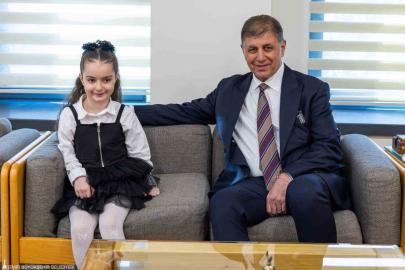 Başkanlık makamında gurur veren buluşma