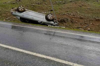 Batman’da sürücüsünün kontrolünden çıkan otomobil takla attı: 1 yaralı