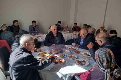 Bayburt’ta huzurevi sakinleri yakınlarıyla kahvaltıda buluştu