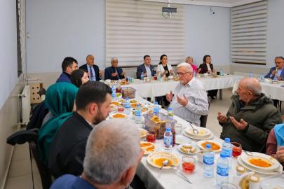 Bayburt’ta huzurevi sakinleriyle gönül sofrası kuruldu