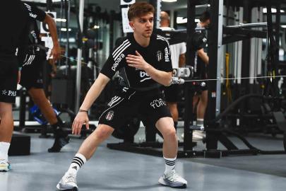 Beşiktaş, salonda çalıştı