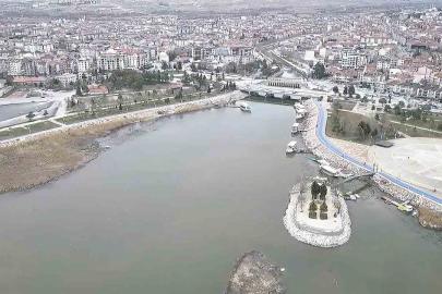 Beyşehir Gölü eski günlerini arıyor