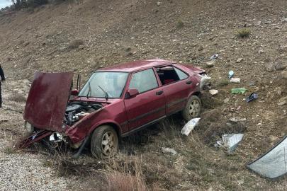 Beyşehir’de devrilen otomobildeki 5 kişi yaralandı