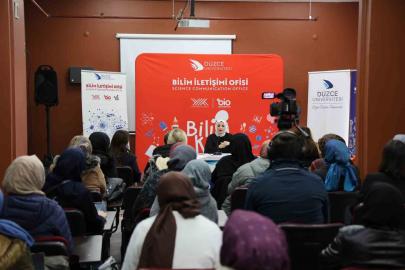 Bilim Kafe’de kadın sağlığı ve erken tanının önemi konuşuldu