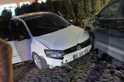 Bingöl’de iki otomobil çarpıştı: 4 yaralı