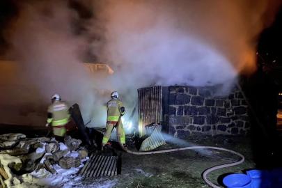 Bingöl’de odunlukta çıkan yangın paniğe neden oldu