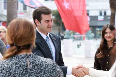 Bodrum Belediye Başkanı Mandalinci belediye personeli ile bayramlaştı