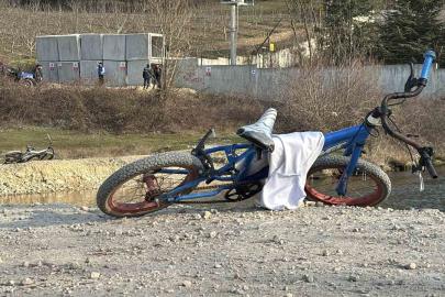 Bolu’da girilmesi yasak olan gölette 13 yaşındaki çocuk boğulma tehlikesi geçirdi