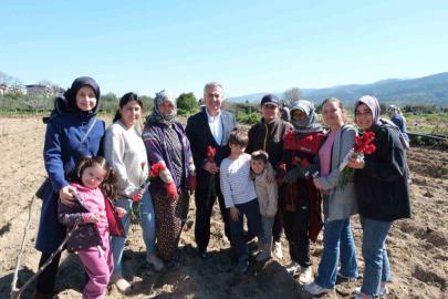 Buharkent’te 8 Mart’ta kadınlar unutulmadı