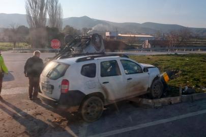 Burdur’da otomobiller çarpıştı: 5 yaralı