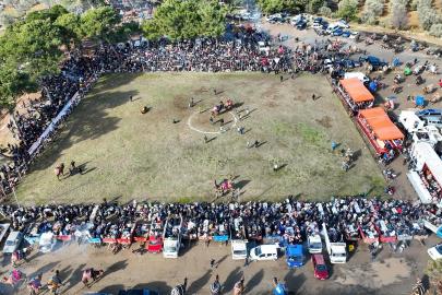 Burhaniye’de deve güreşleri Pelitköy sahasında yapılacak