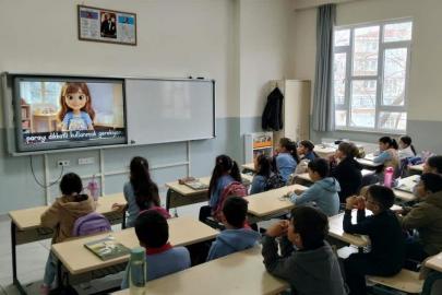 Burhaniye’de okullarda Finansal Okuryazarlık dersi