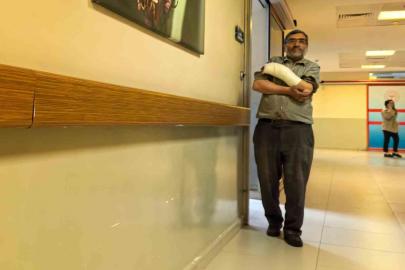 Bursa’da elini makineye kaptıran iş yeri sahibi yaralandı