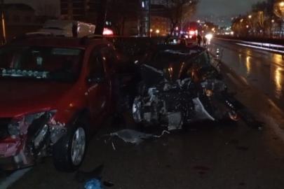 Bursa’da zincirleme kaza: 3 yaralı