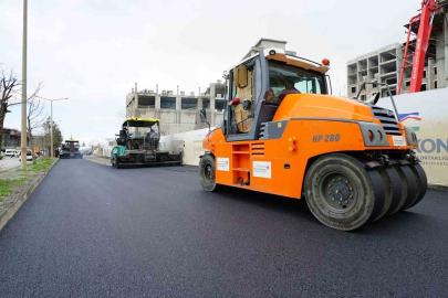 Büyükşehir, Dulkadiroğlu’nda asfalt mesaisini sürdürüyor