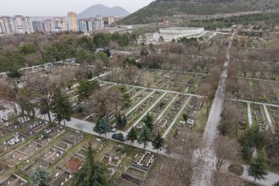 Büyükşehir’den akıllı şehircilikte örnek proje: mezarlık bilgi sistemi hizmete girdi