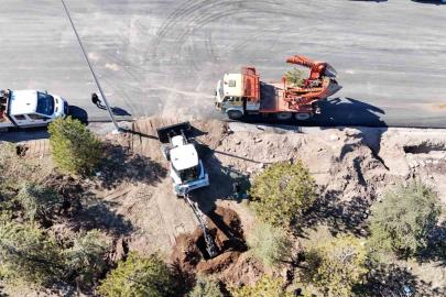 Büyükşehir’den doğaya duyarlı çalışma: Kartal Kavşağı Projesi öncesi ağaçlar taşınıyor