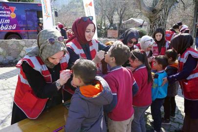 Büyükşehir’den Sarıçukur’da miniklere eğlence ve bilim dolu gün