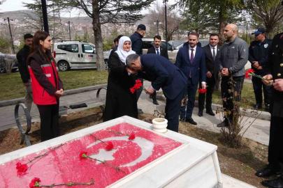Çanakkale Zaferi şehitleri Yozgat Şehitliği’nde anıldı