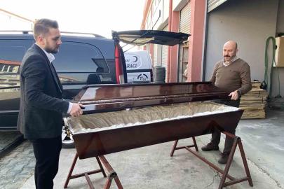 Cenaze hizmetini meslek edindiler, her gün ölümle burun buruna yaşıyorlar