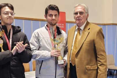 Çeşmeli satranççı Türkiye Kupası İzmir il birincisi oldu