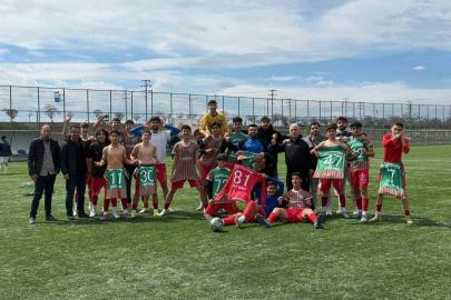 Cizre Dicle Spor, U-16 Türkiye Şampiyonasında şampiyon oldu