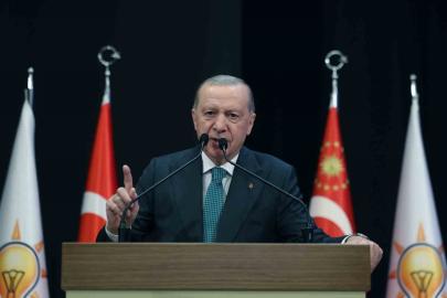Cumhurbaşkanı Erdoğan: "Kardeş halklar arasında husumeti büyütecek siyonizmin bölgemizi hedef alan böl-parçala-yönet planlarına destek verecek eylemi ve tartışmayı reddediyoruz."