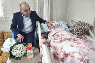 Cumhuriyetin tanığı 113 yaşındaki Cemile ninenin Kadınlar Günü kutlandı