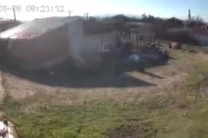 Deprem anında büyük bir gürültü ve patlama yaşandı