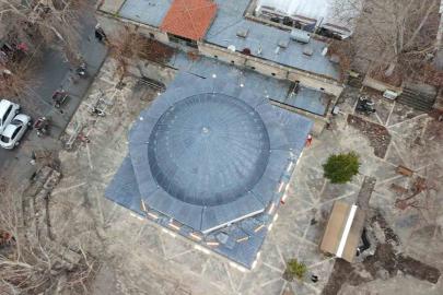 Depremde hasar alan Mevlevihane Cami yeniden ibadete açıldı