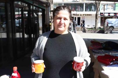 Depremin yıktığı hayatını kavanozlara sığdırdığı reçellerle yeniden kurdu