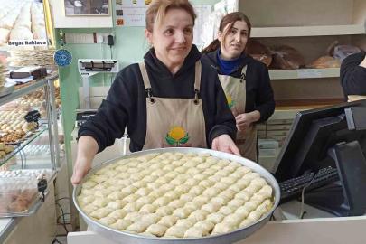 Devrek’in tescilli beyaz baklavası bayram sofralarına hazırlanıyor
