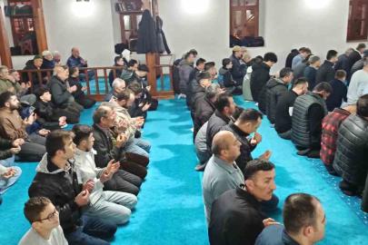 Devrek’te Kadir Gecesi coşkusu