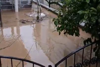 Didim’de sağanak yağış etkili oldu